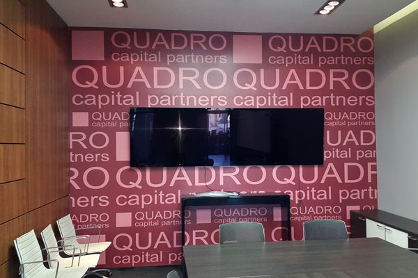 Фотообои в офисе QUADRO Capital Partners. Производство БИЗНЕС ДЕКОР. Москва