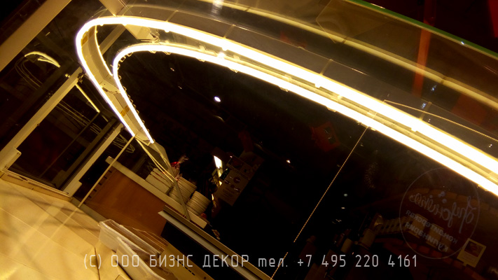 БИЗНЕС ДЕКОР. Подсветка кафе БРУСНИКА (Москва, ул. Маросейка, 8)