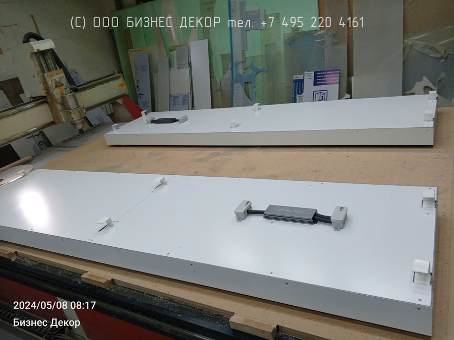 БИЗНЕС ДЕКОР. Тринадцать вывесок для МАЕР изготовлены и доставлены в С.-Петербург